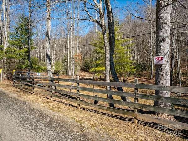 10 Acres of Agricultural Land for Sale in Swannanoa, North Carolina