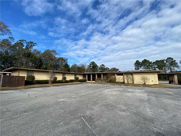 4.993 Acres of Mixed-Use Land for Sale in Satsuma, Alabama