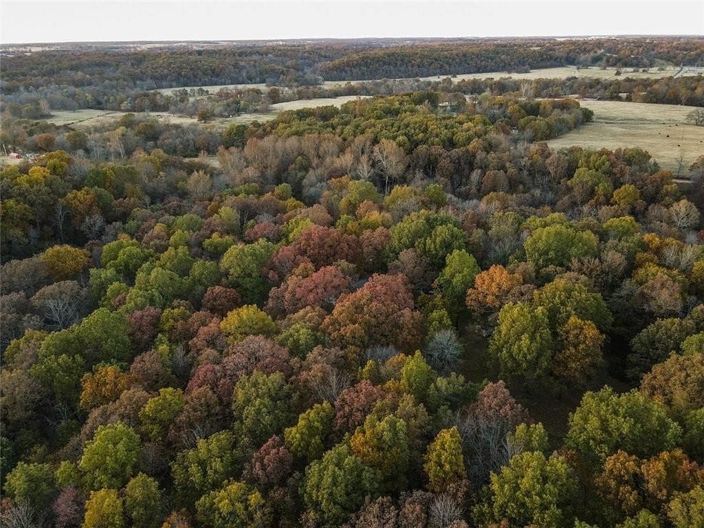 17 Acres of Land with Home for Sale in Springdale, Arkansas