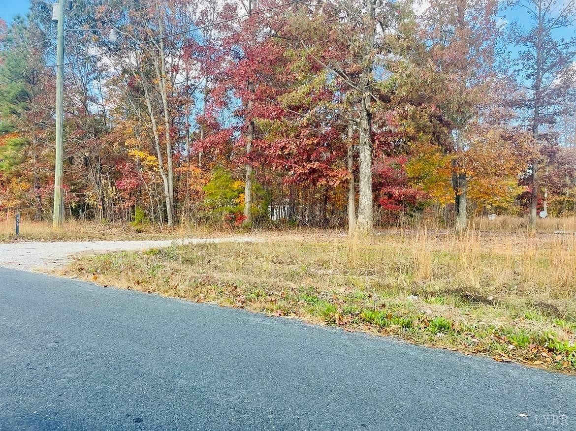 1.3 Acres of Land for Sale in Pamplin City, Virginia