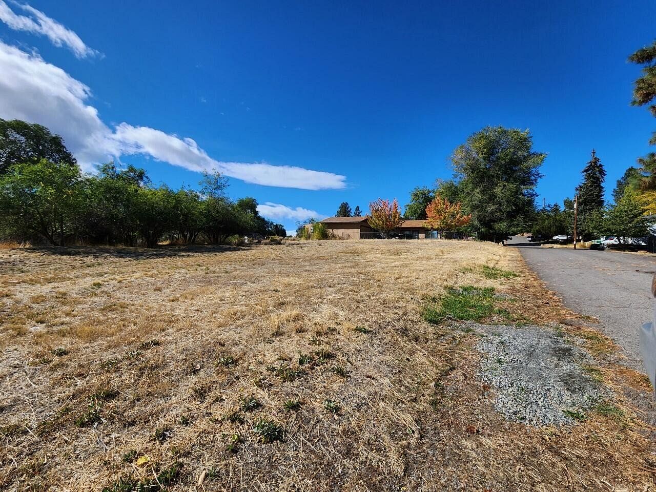 0.35 Acres of Residential Land for Sale in Klamath Falls, Oregon