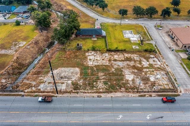 0.615 Acres of Commercial Land for Sale in Lake Charles, Louisiana