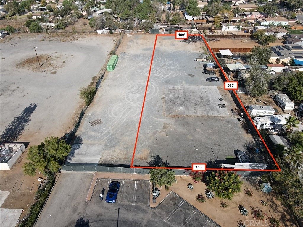 0.85 Acres of Land for Sale in Riverside, California