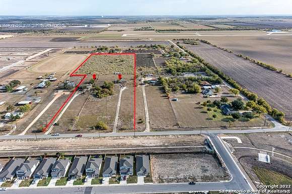 6.793 Acres of Mixed-Use Land for Sale in New Braunfels, Texas