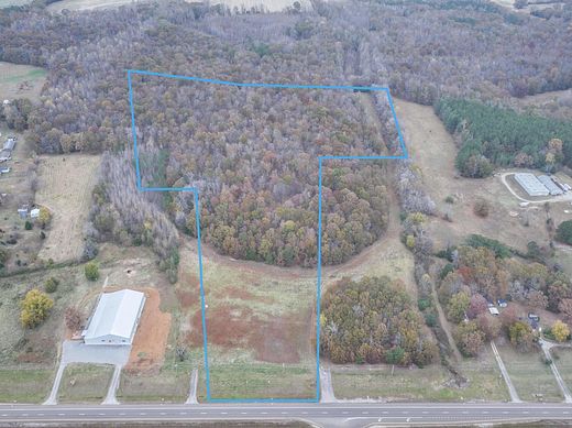 30 Acres of Mixed-Use Land for Sale in Lexington, Tennessee