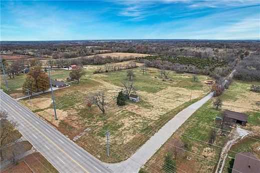 8.2 Acres of Land for Sale in Kansas City, Kansas