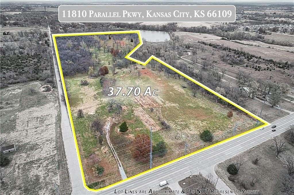 37.7 Acres of Land for Sale in Kansas City, Kansas