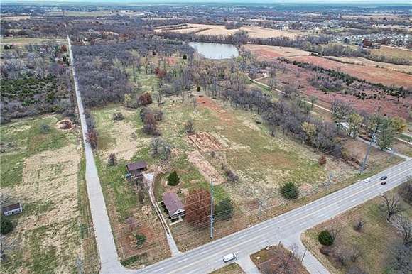 37.7 Acres of Commercial Land for Sale in Kansas City, Kansas