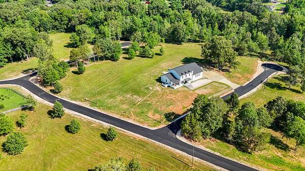 0.54 Acres of Residential Land for Sale in Savannah, Tennessee