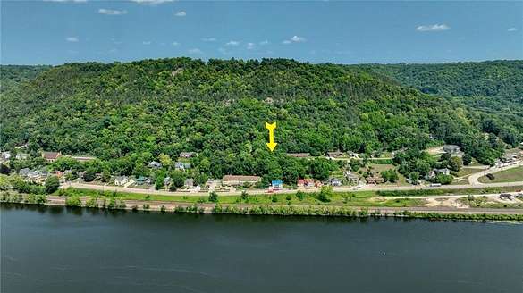 0.22 Acres of Residential Land for Sale in Fountain City, Wisconsin