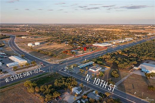 2.8 Acres of Improved Commercial Land for Sale in Edinburg, Texas