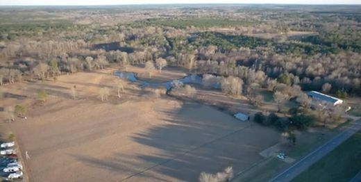 27.3 Acres of Commercial Land for Sale in Queen City, Texas