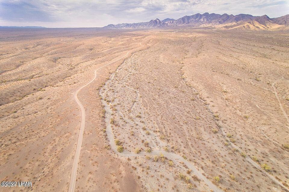 480 Acres of Agricultural Land for Sale in Lake Havasu City, Arizona