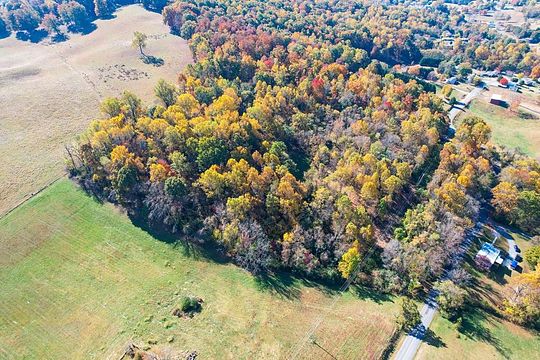 10 Acres of Residential Land for Sale in Morristown, Tennessee