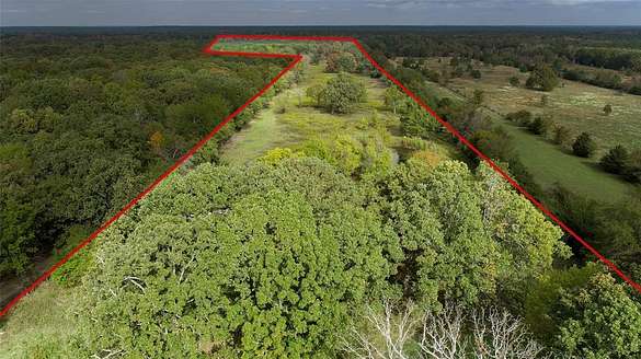 46 Acres of Recreational Land for Sale in Clarksville, Texas