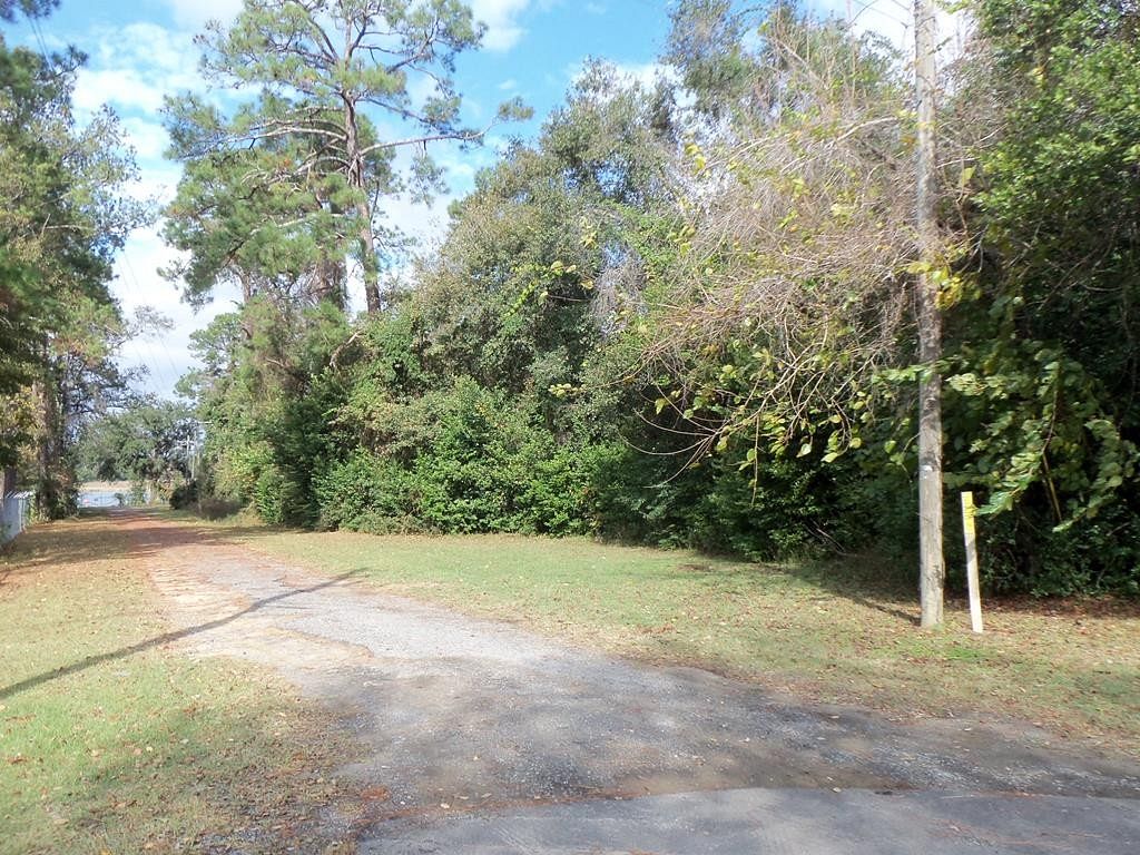 0.42 Acres of Residential Land for Sale in Camilla, Georgia