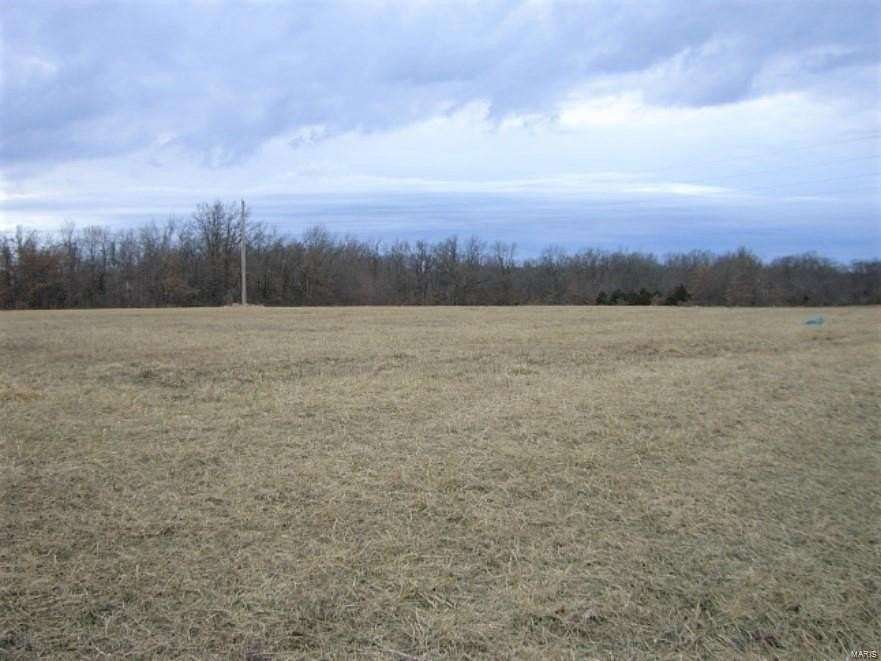 54.13 Acres of Agricultural Land for Sale in Warrenton, Missouri