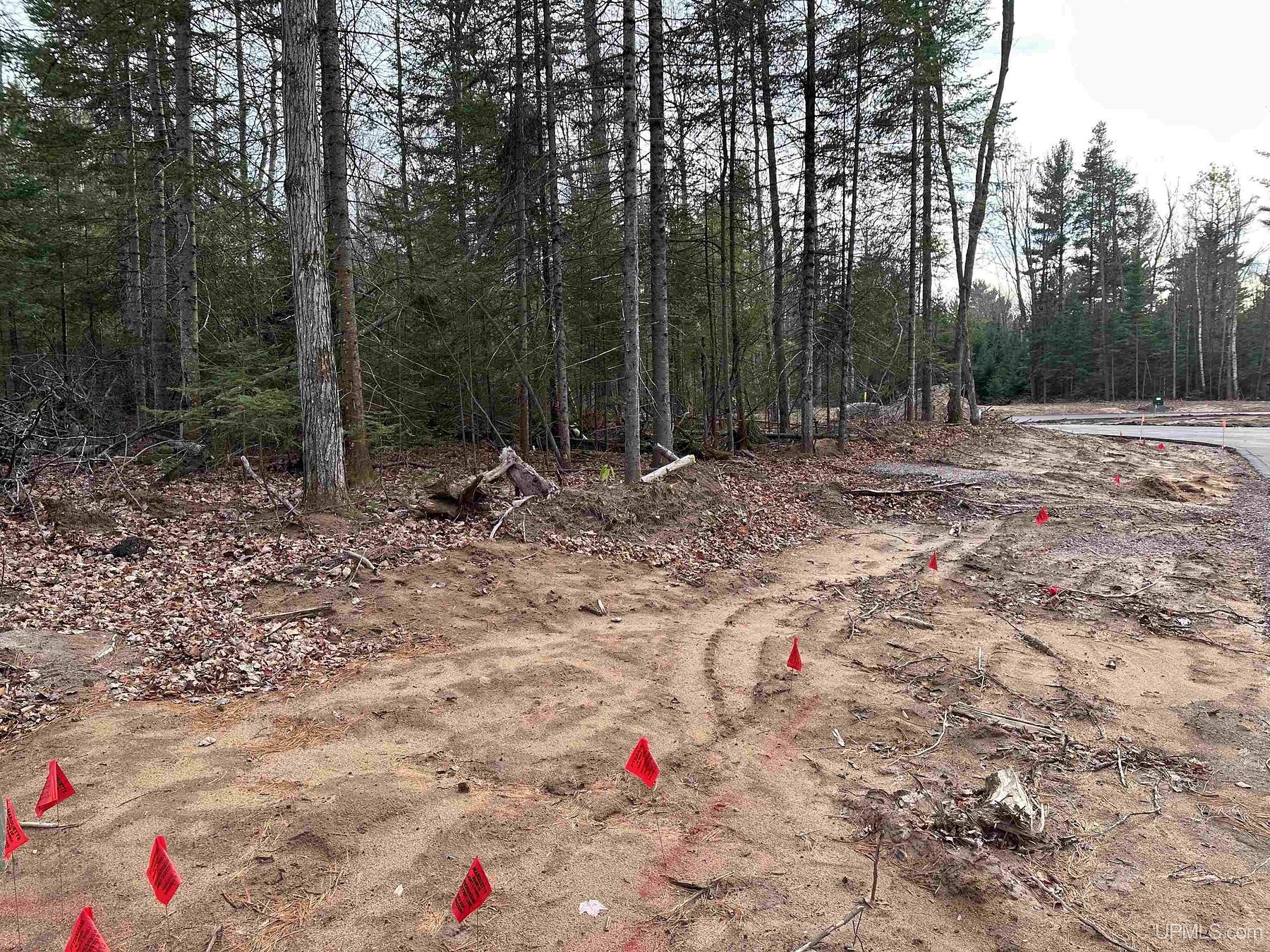 0.98 Acres of Residential Land for Sale in Marquette, Michigan