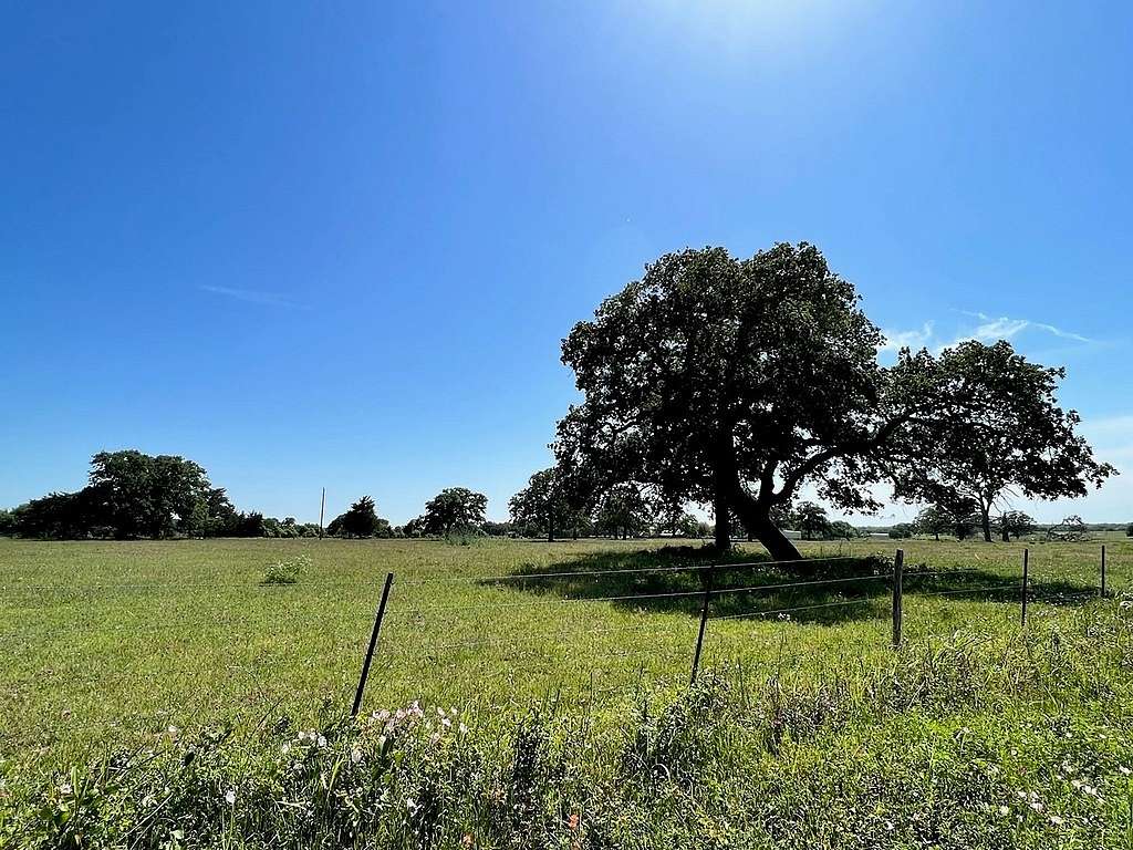 1.8 Acres of Residential Land for Sale in Burton, Texas