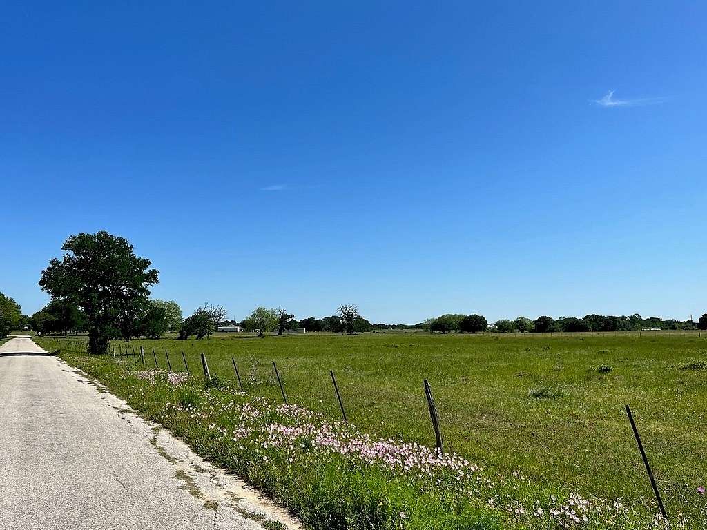 2.5 Acres of Residential Land for Sale in Burton, Texas