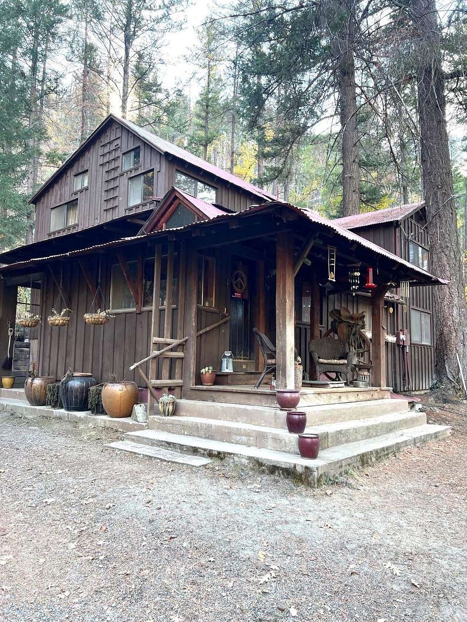 17 Acres of Land with Home for Sale in Horse Creek, California