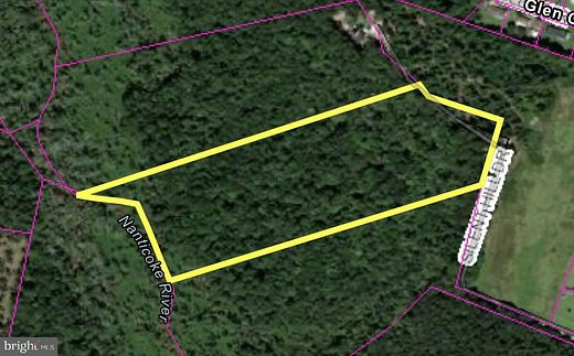 16 Acres of Recreational Land with Home for Sale in Bridgeville, Delaware