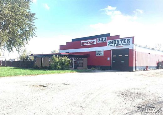 3.3 Acres of Improved Commercial Land for Sale in Monroe, Michigan