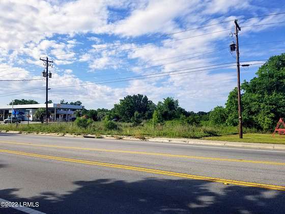 4.7 Acres of Commercial Land for Sale in Beaufort, South Carolina