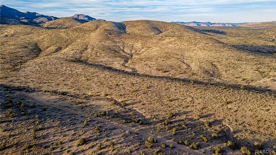13 Acres of Land for Sale in Kingman, Arizona