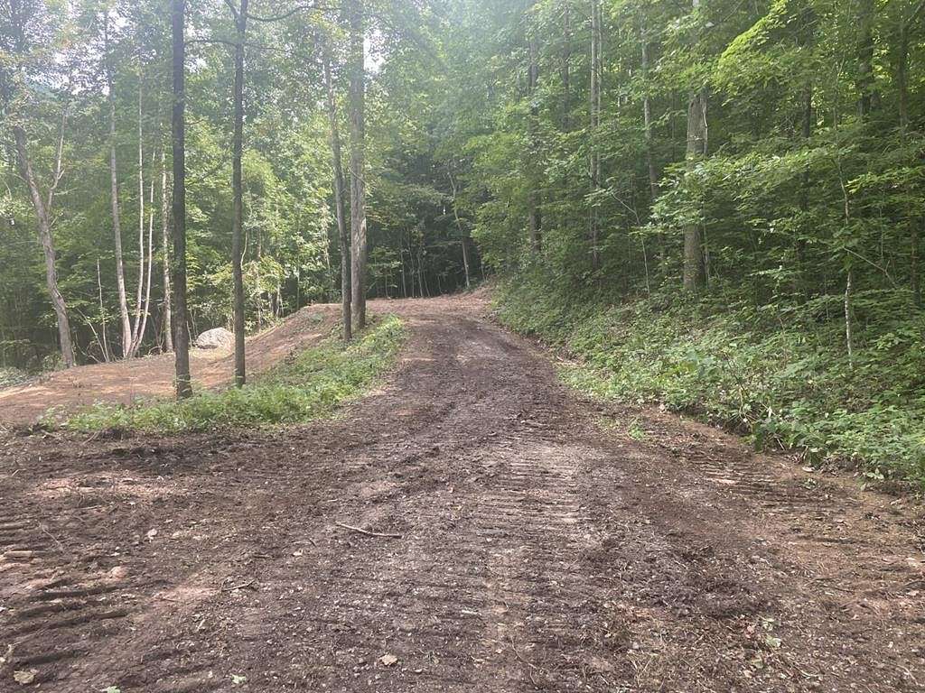 1.2 Acres of Residential Land for Sale in Bryson City, North Carolina
