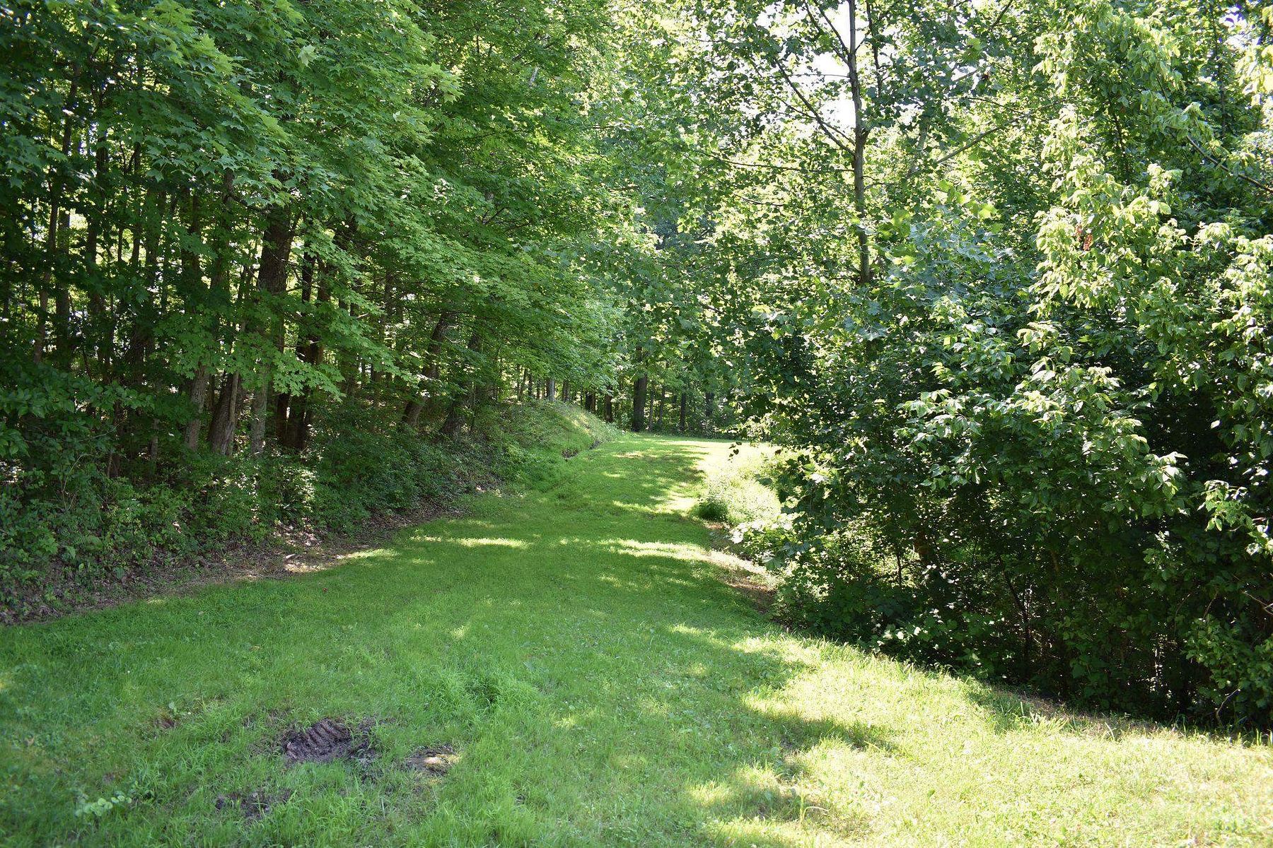 1.7 Acres of Residential Land for Sale in Barboursville, West Virginia