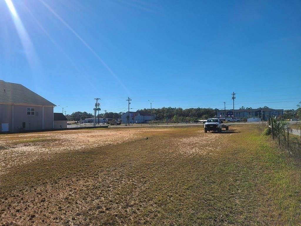 1.3 Acres of Mixed-Use Land for Sale in Ocean Springs, Mississippi