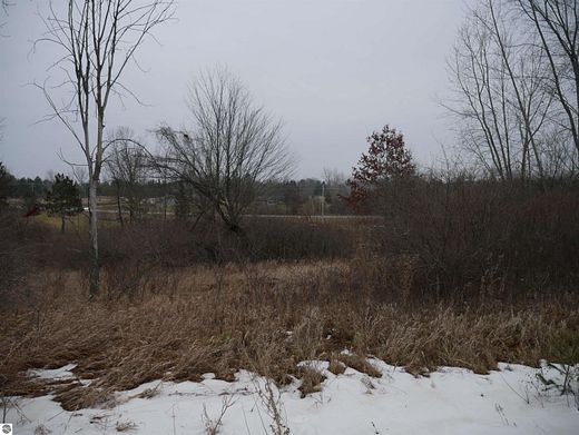 0.48 Acres of Residential Land for Sale in Gladwin, Michigan