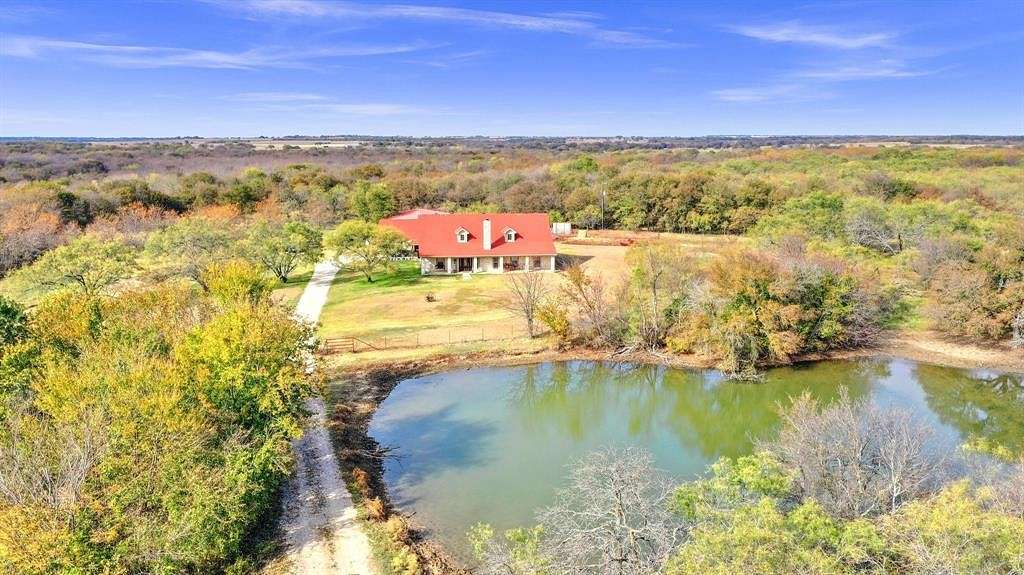 30 Acres of Land with Home for Sale in Pilot Point, Texas