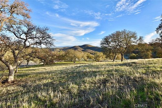 30 Acres of Land for Sale in Bradley, California