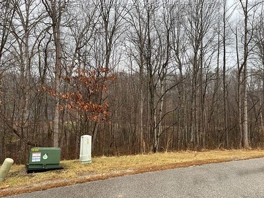 1.33 Acres of Land for Sale in Charleston, West Virginia