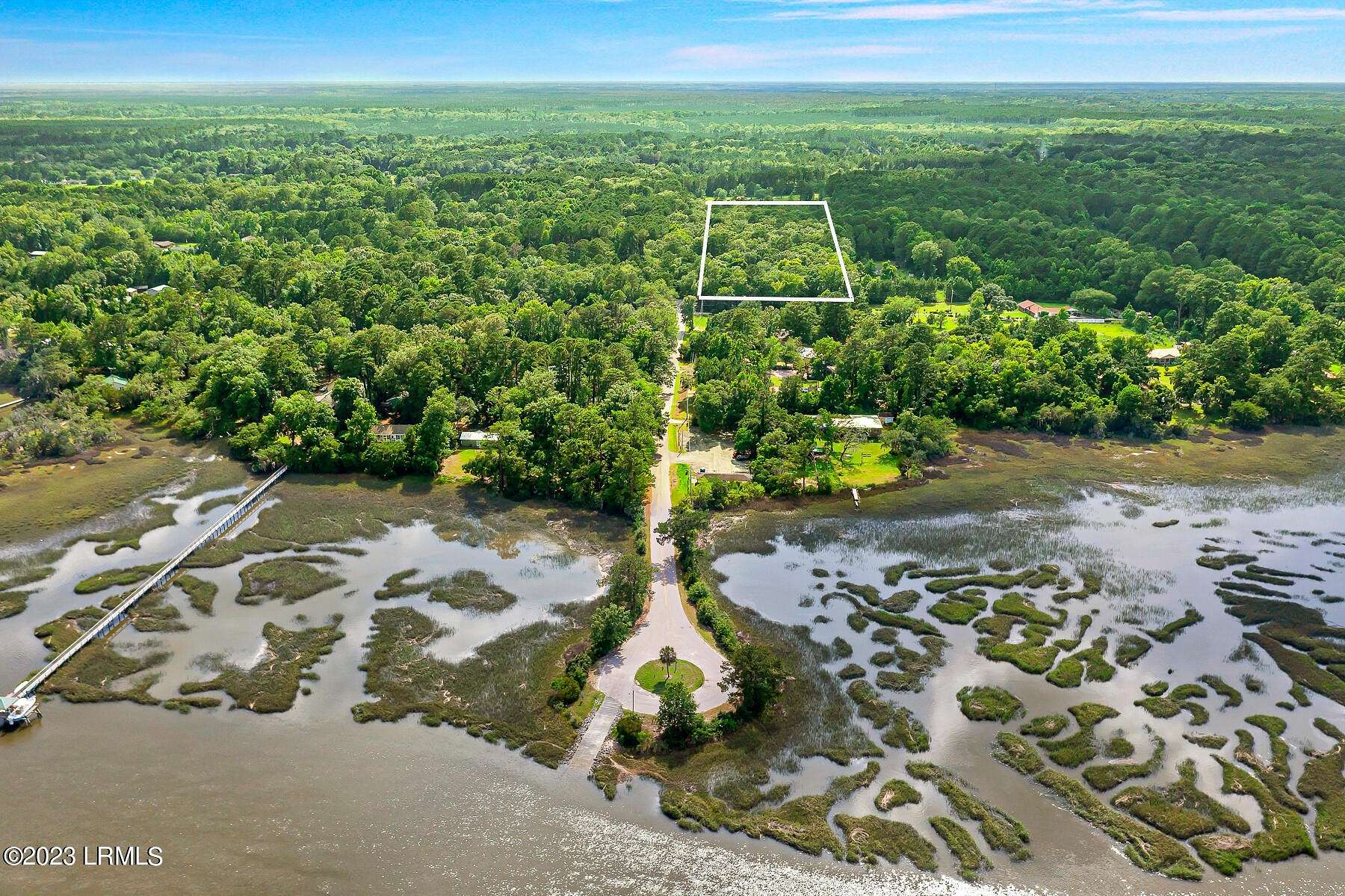6 Acres of Residential Land for Sale in Ridgeland, South Carolina