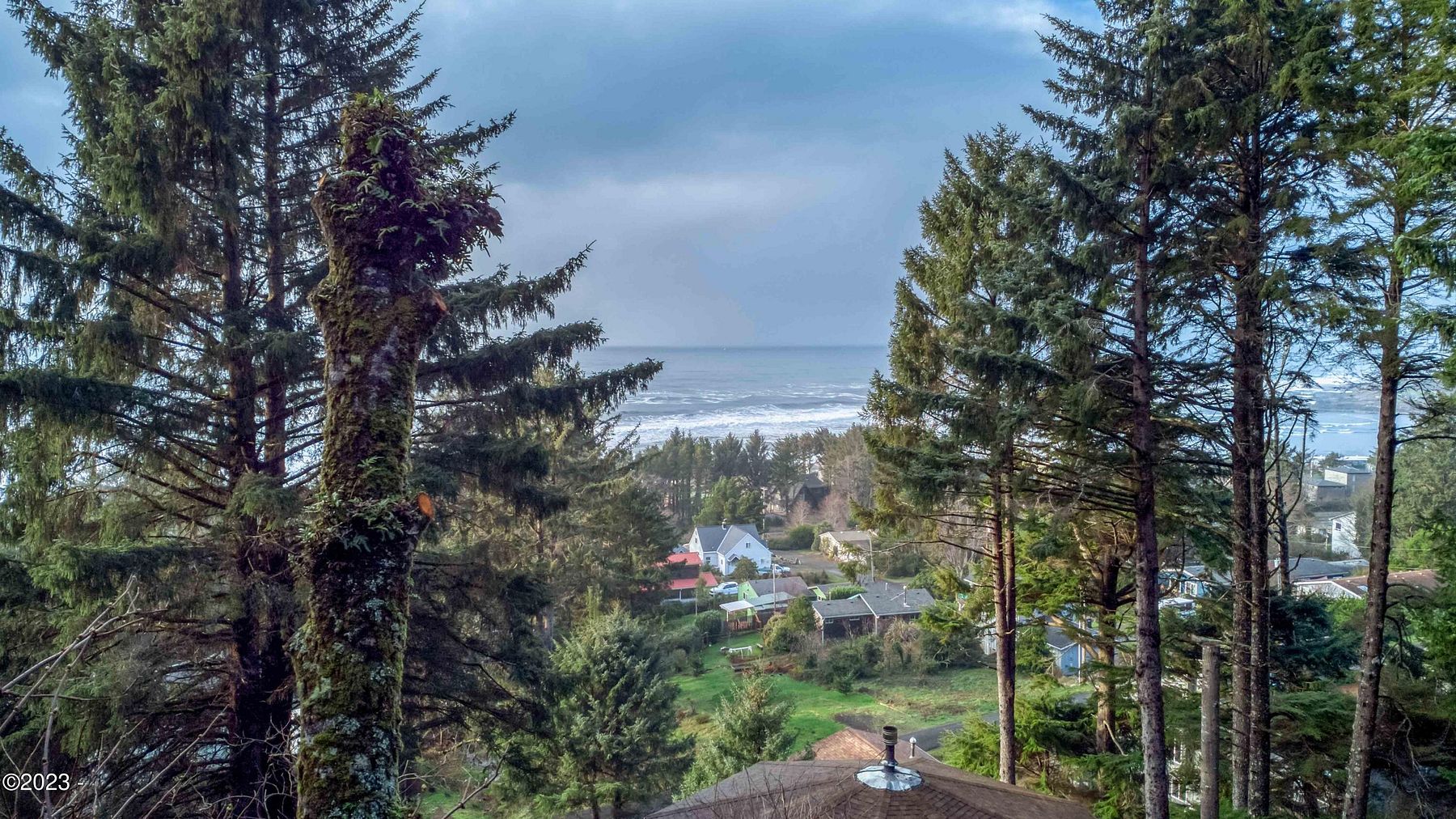 0.11 Acres of Residential Land for Sale in Yachats, Oregon