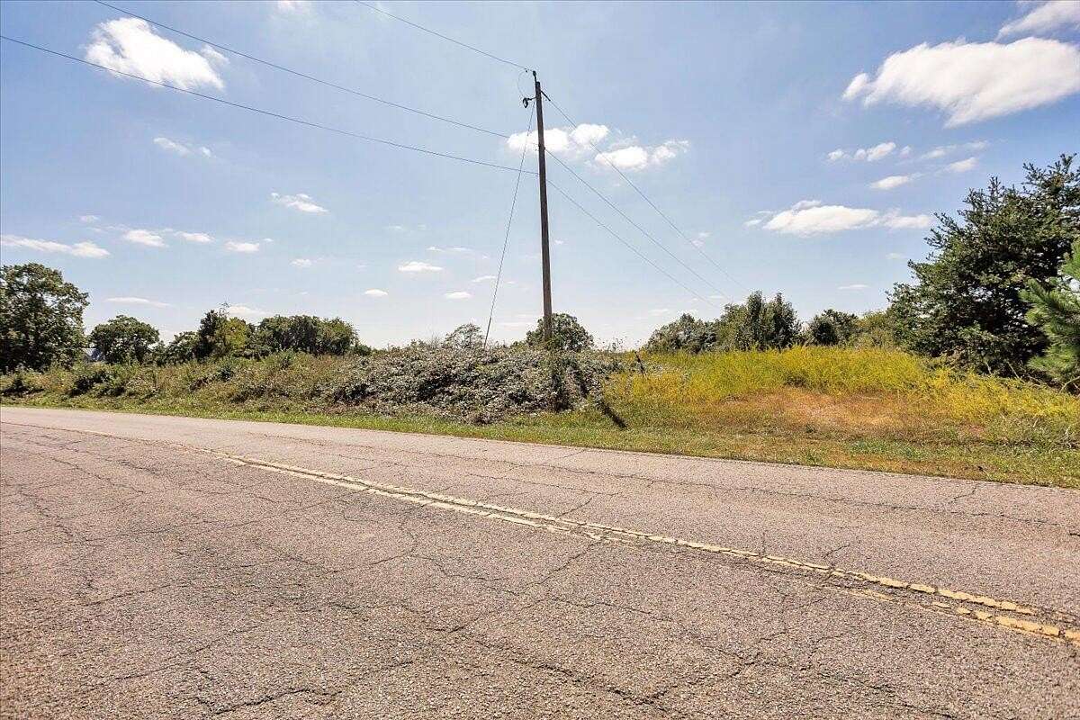 2 Acres of Land for Sale in Moneta, Virginia