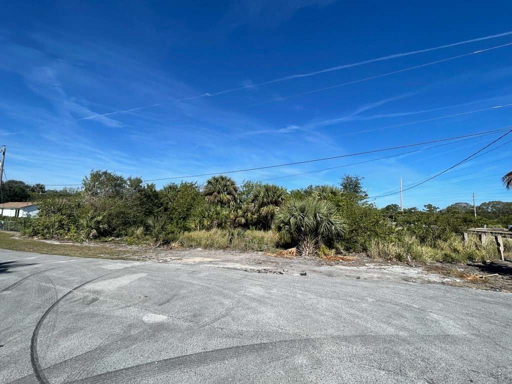 0.12 Acres of Residential Land for Sale in Vero Beach, Florida