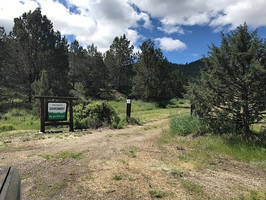 394 Acres of Recreational Land for Sale in Bly, Oregon