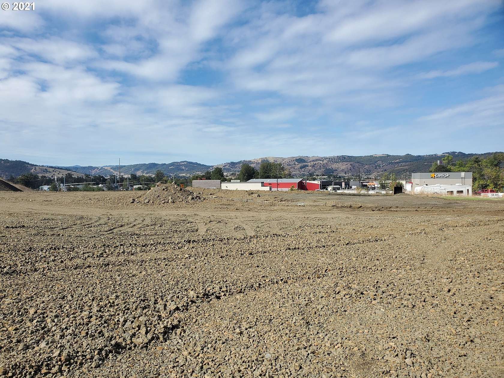 3 Acres of Commercial Land for Sale in Roseburg, Oregon