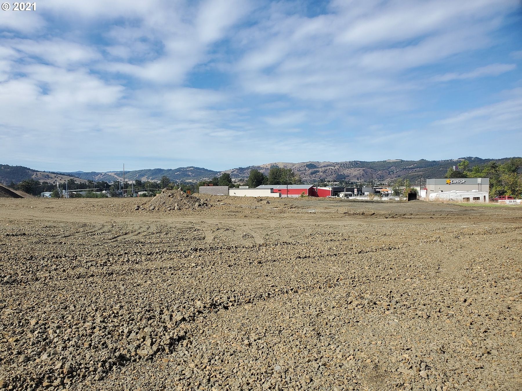 2.9 Acres of Commercial Land for Sale in Roseburg, Oregon