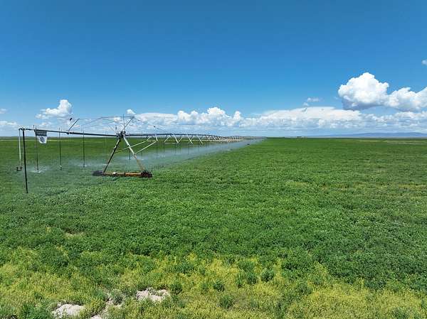 720 Acres of Land for Sale in Burns, Oregon