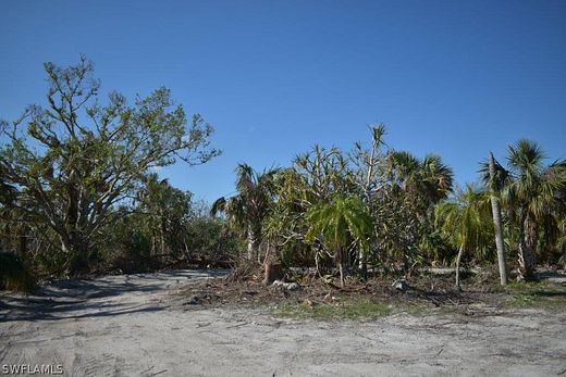 0.87 Acres of Residential Land for Sale in Sanibel, Florida