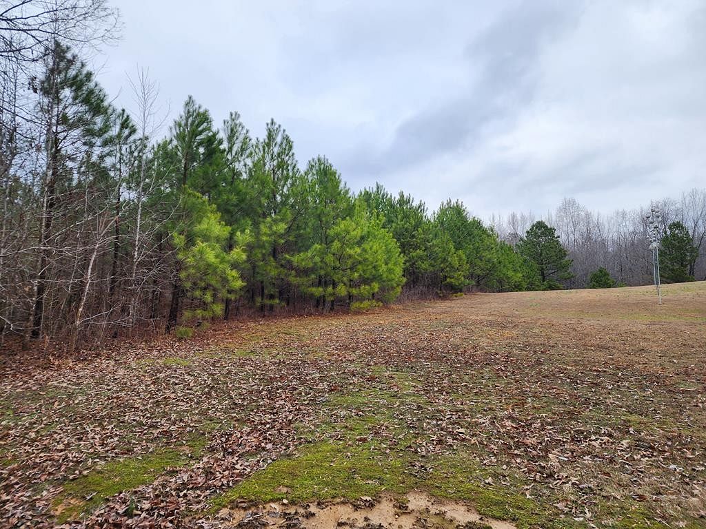 1.4 Acres of Residential Land for Sale in Camden, Tennessee
