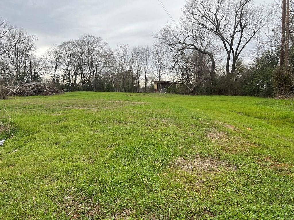 0.45 Acres of Residential Land for Sale in Palestine, Texas