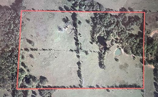 51.5 Acres of Recreational Land & Farm for Sale in Grand Saline, Texas