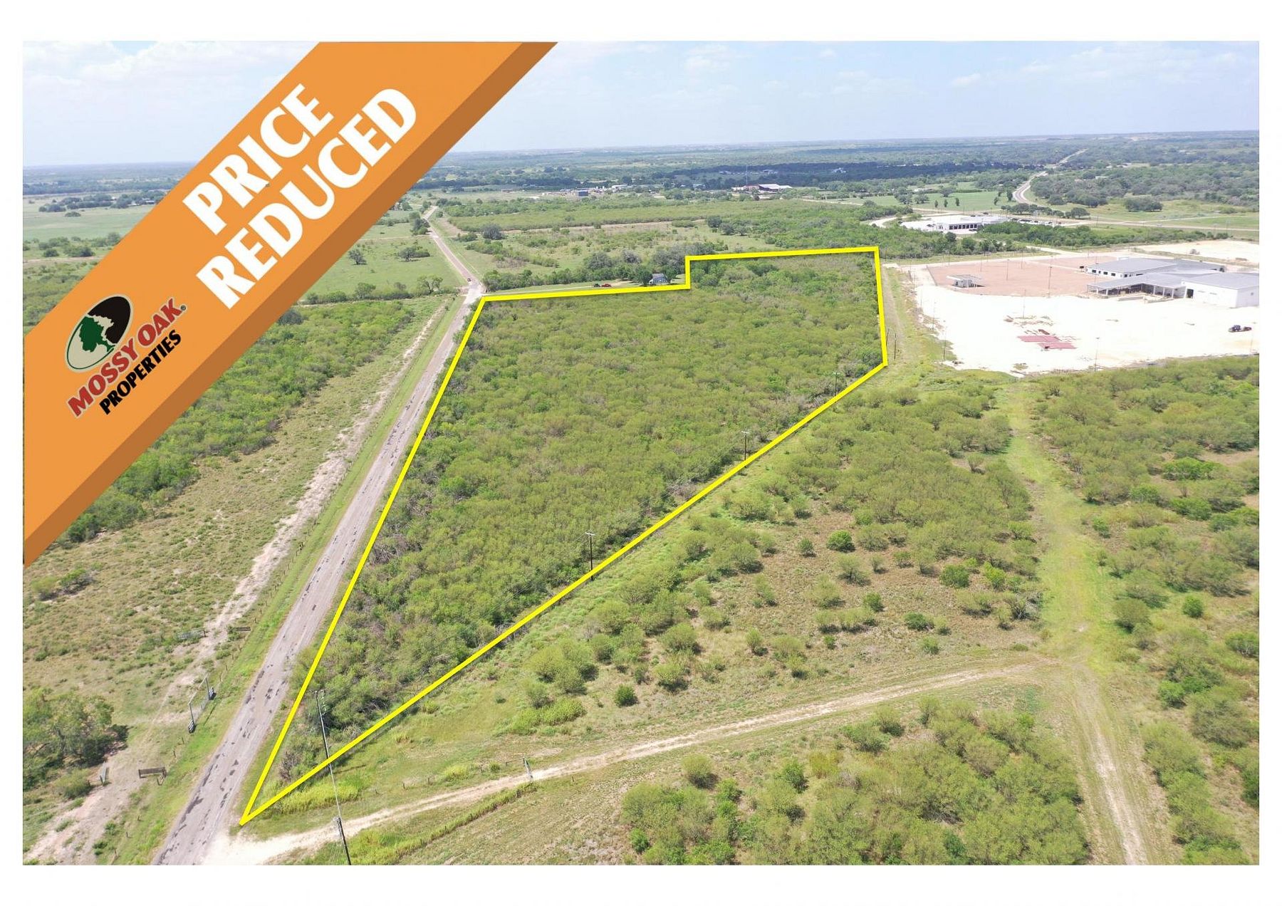 20.7 Acres of Recreational Land for Sale in Cuero, Texas