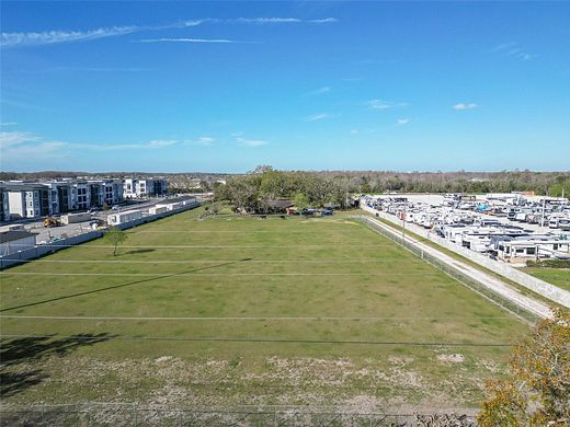 6.8 Acres of Improved Commercial Land for Sale in Orlando, Florida